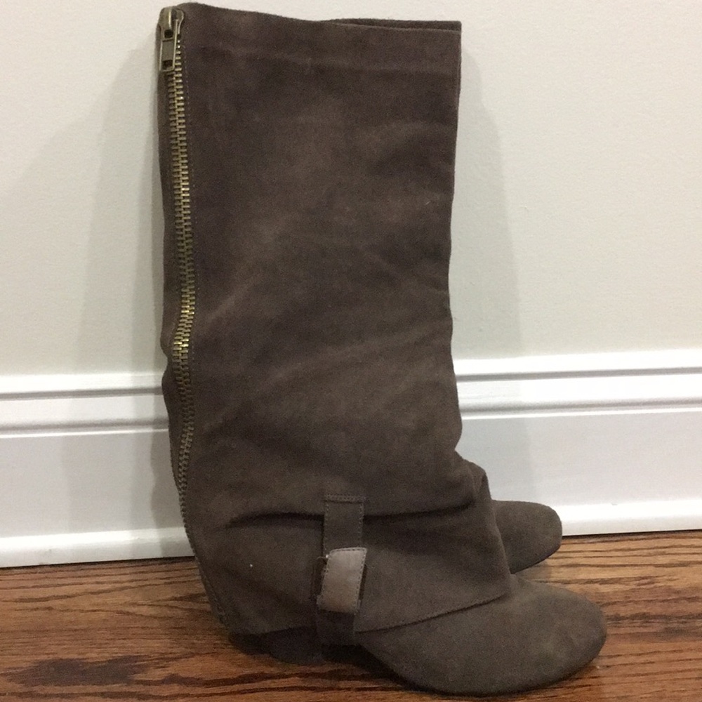 Boots brown